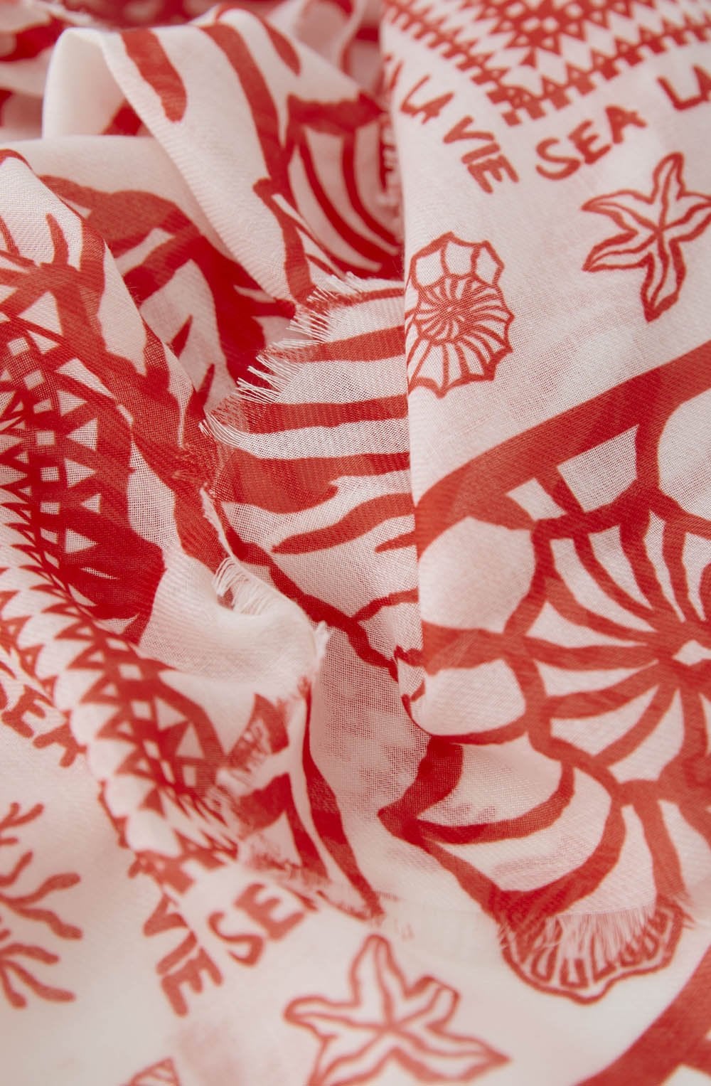 White and Red Sea La Vie Lightweight Scarf