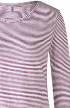 White and Violet Scooped Hem Jersey Top