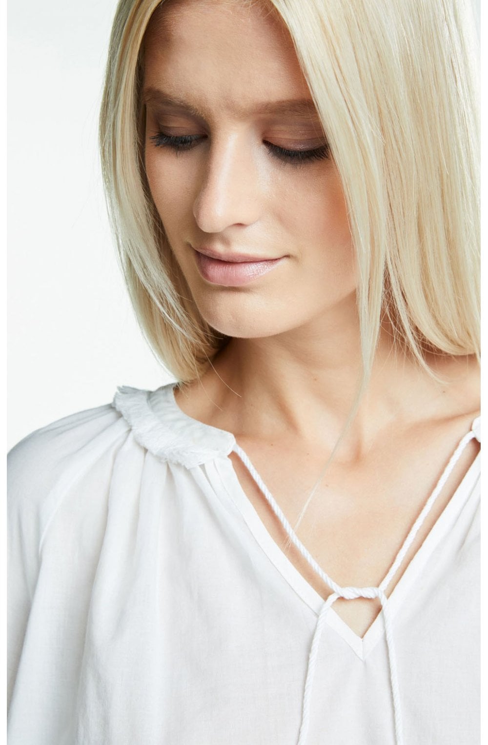 White Bell Lace Sleeve Blouse