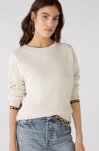 White Camel Jumper with Leo Print Peek