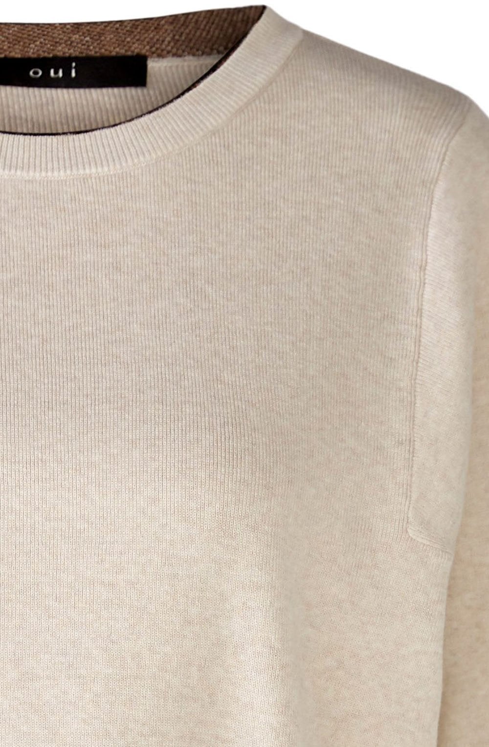 White Camel Jumper with Leo Print Peek