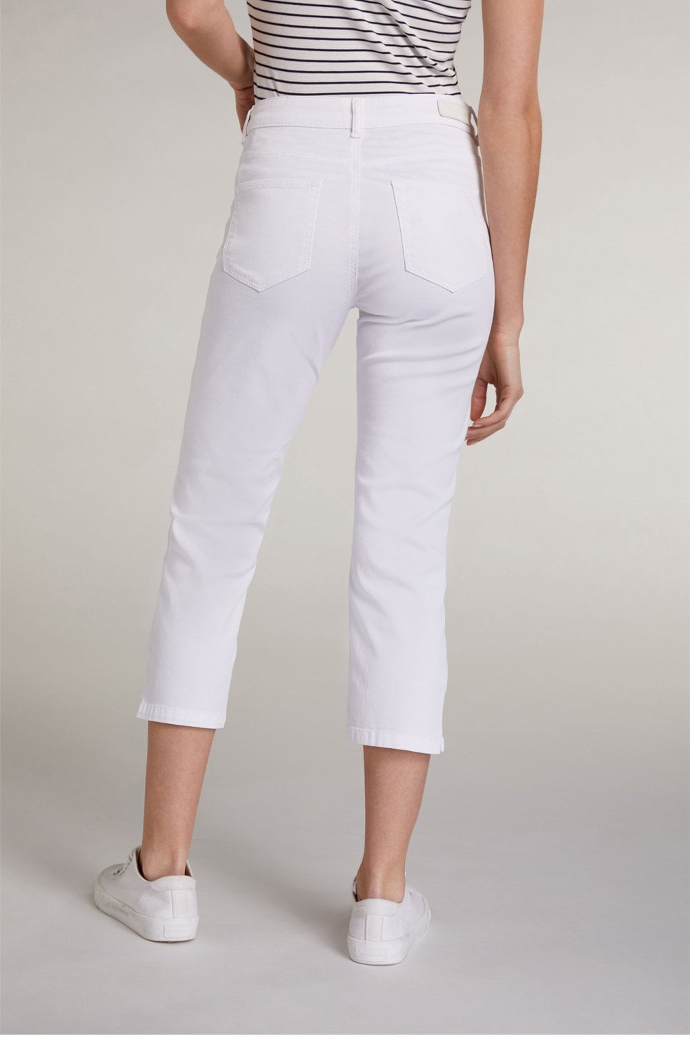 White Cropped Jeans