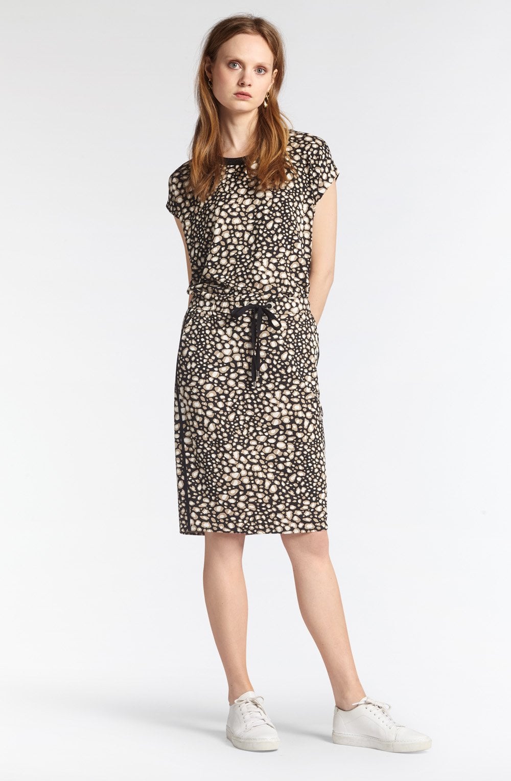 Black & Beige Patterned Skirt