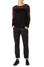 Black star design Top