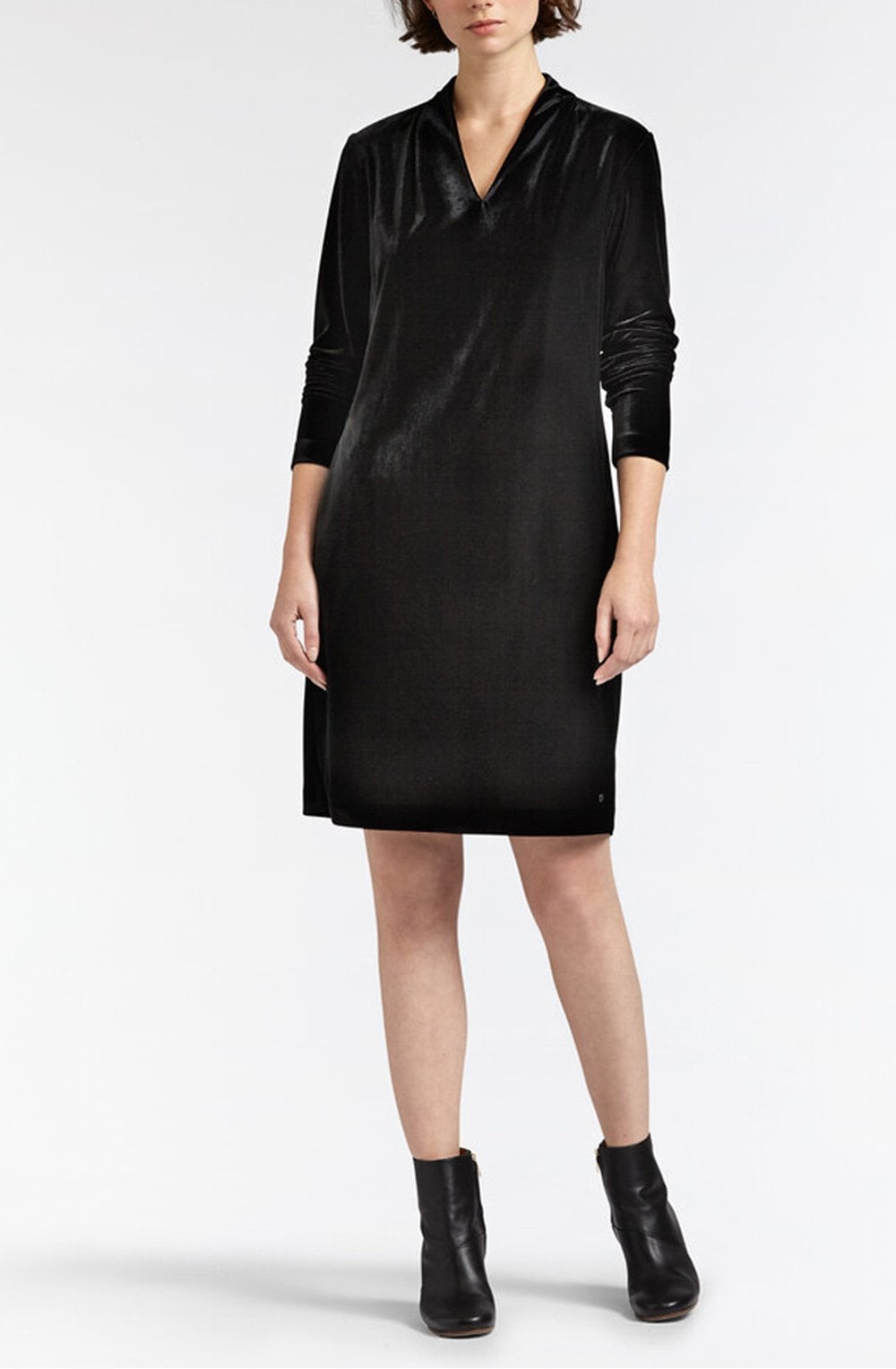 Black Velvet Long Sleeve Dress