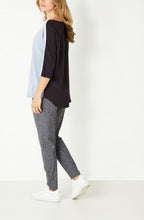 Contrasting Design Blouse