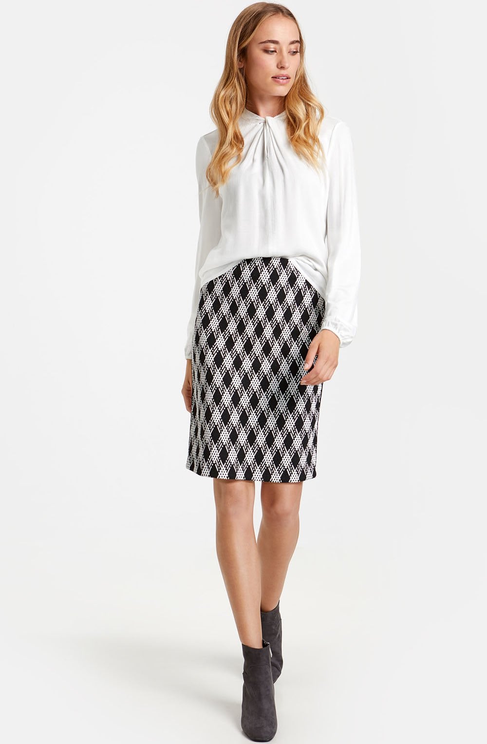 Black & White Print Skirt