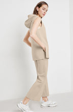 Clay Sleeveless Dropped Shoulders Pullover