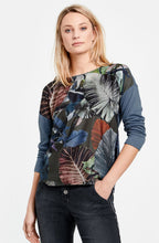 Leaf Design Top