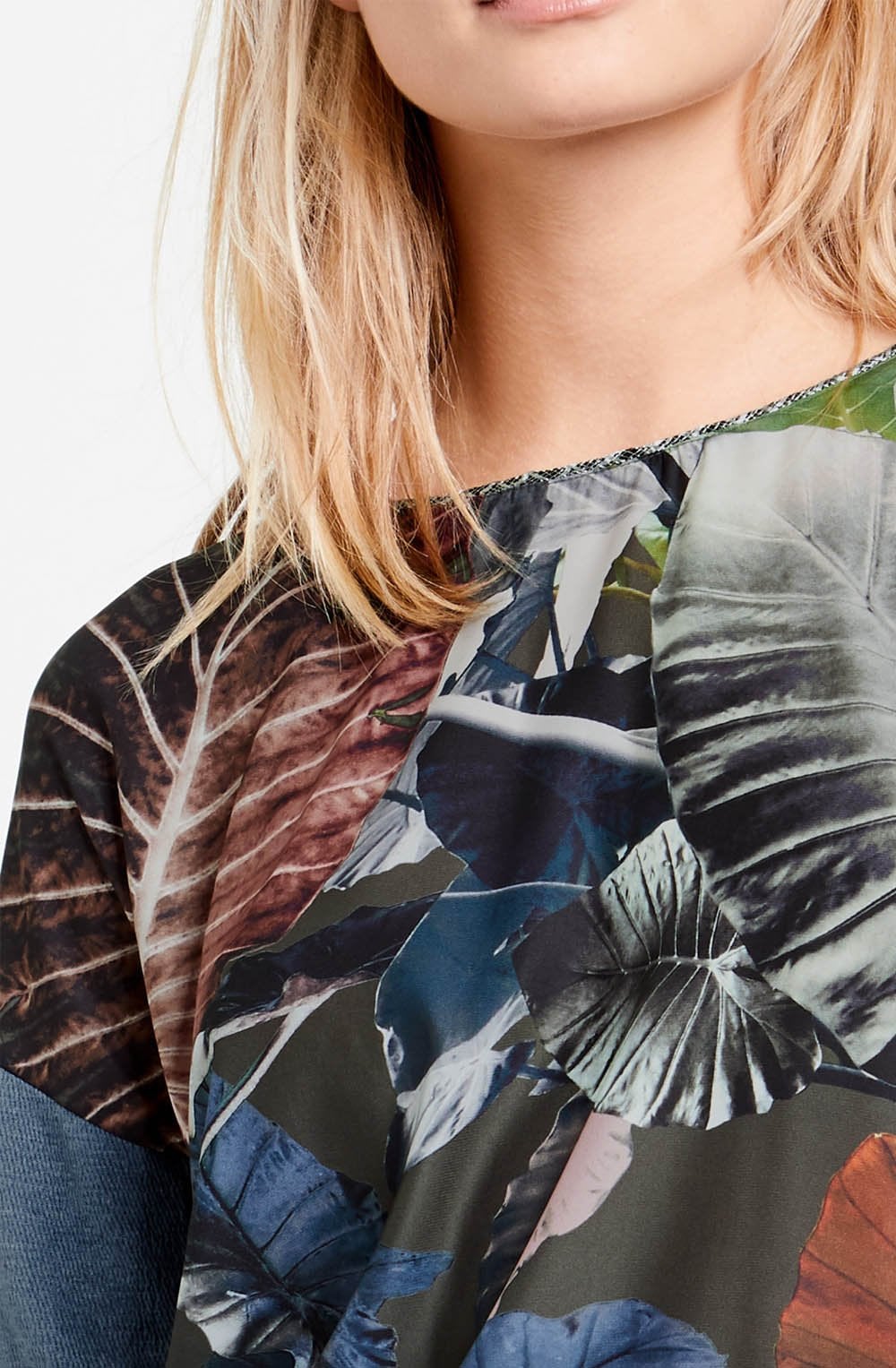 Leaf Design Top