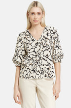 Light Creme and Black Puff Sleeve Blouse