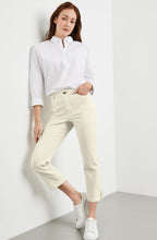 Light Creme Cropped Jeans