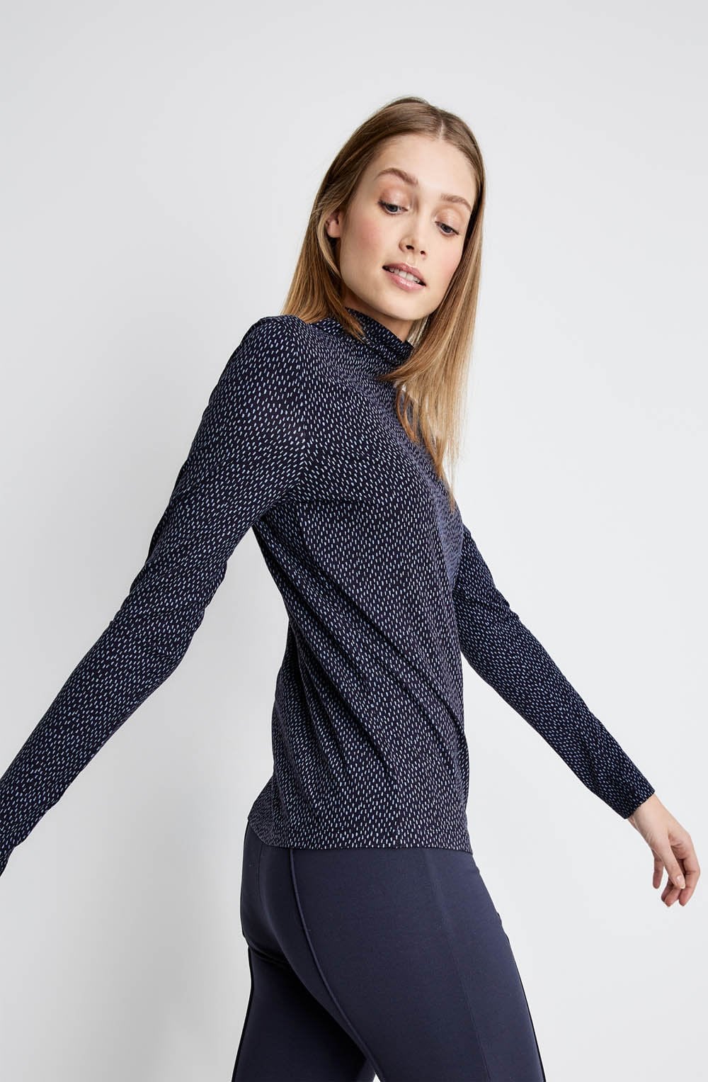 Obsidian Blue Spotted Turtle Neck Top