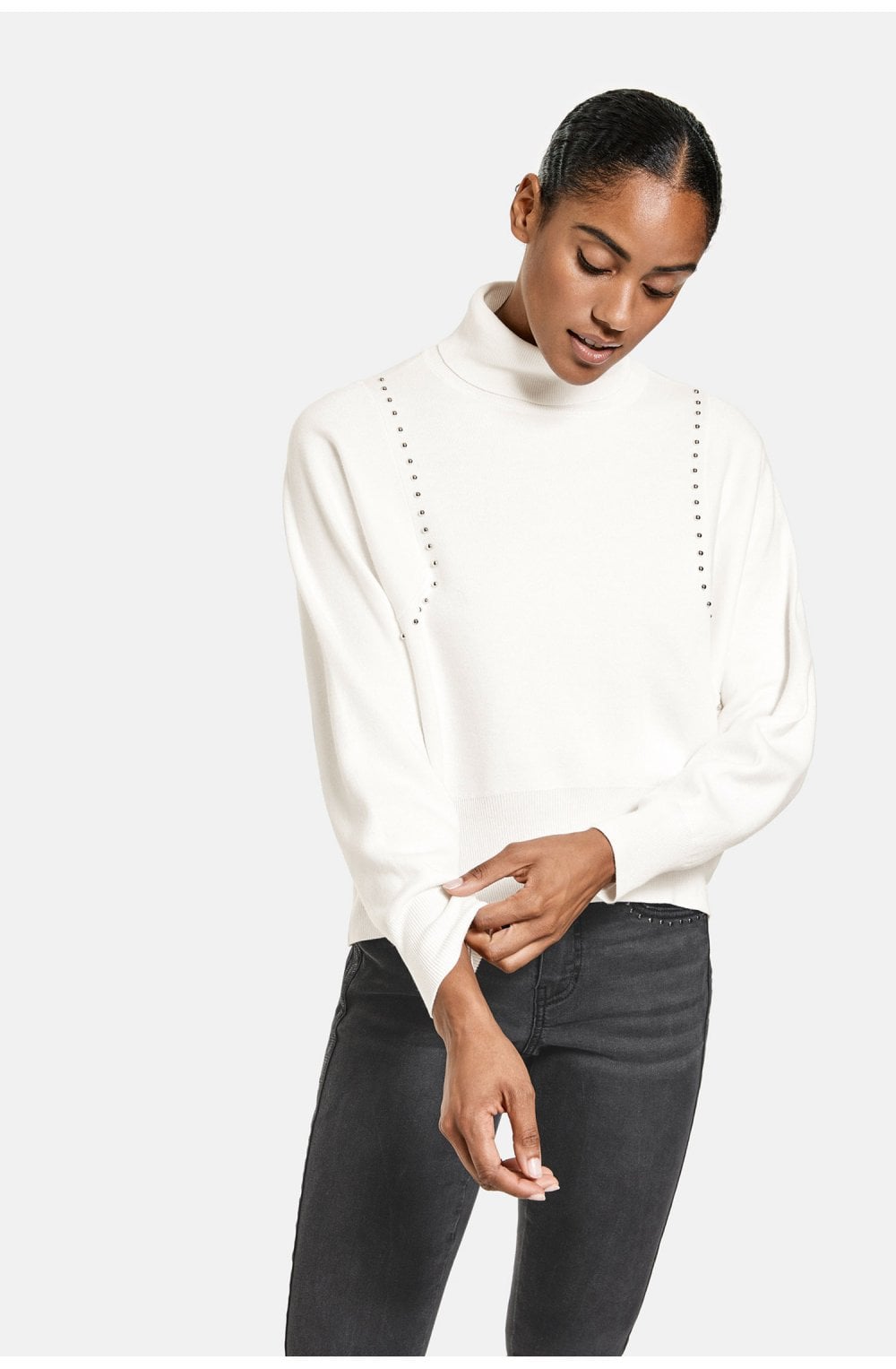 Off White Bead Detailed Jumper