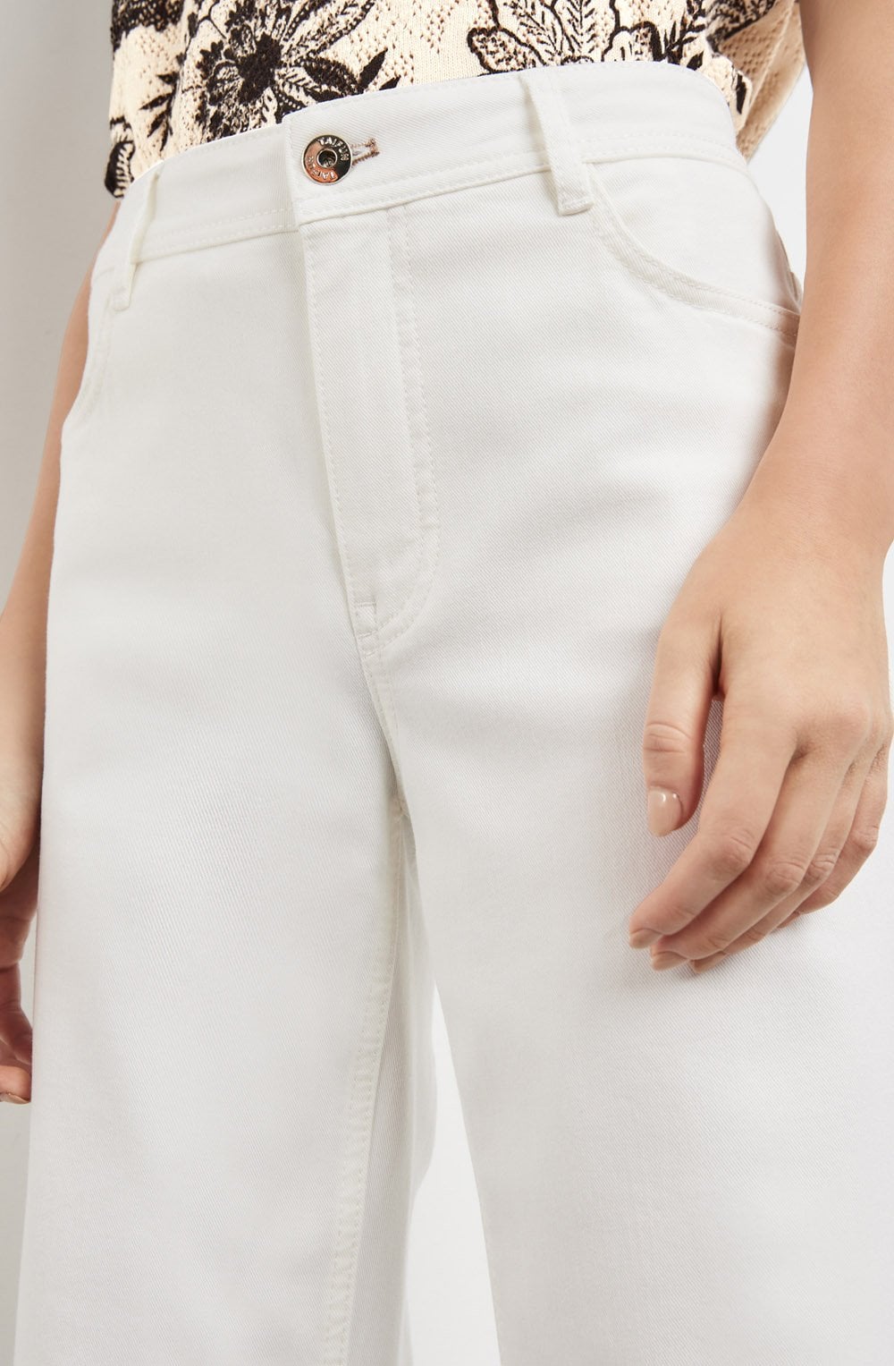 Off White Bootcut Flared Jeans