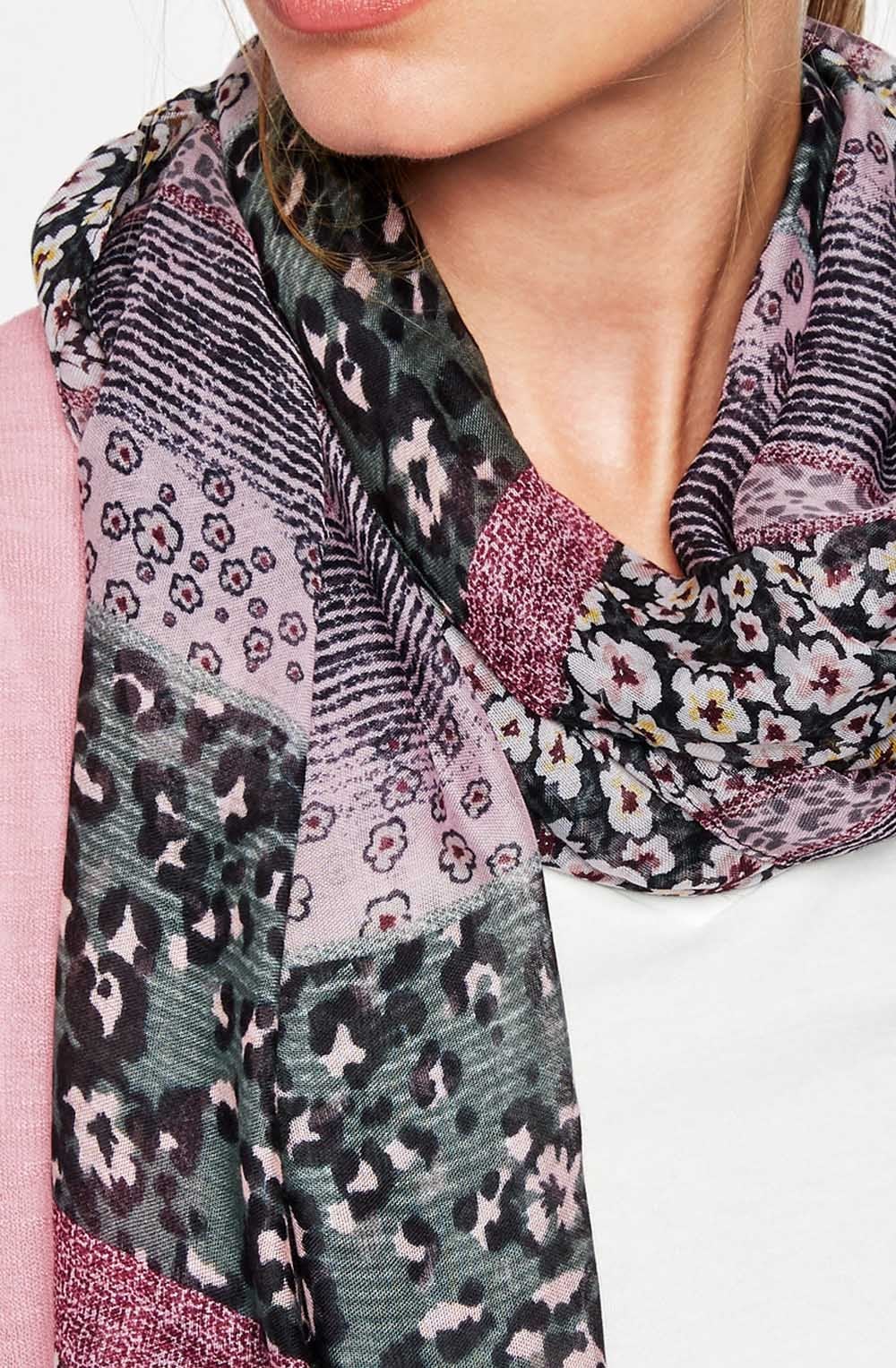 Patterned Scarf