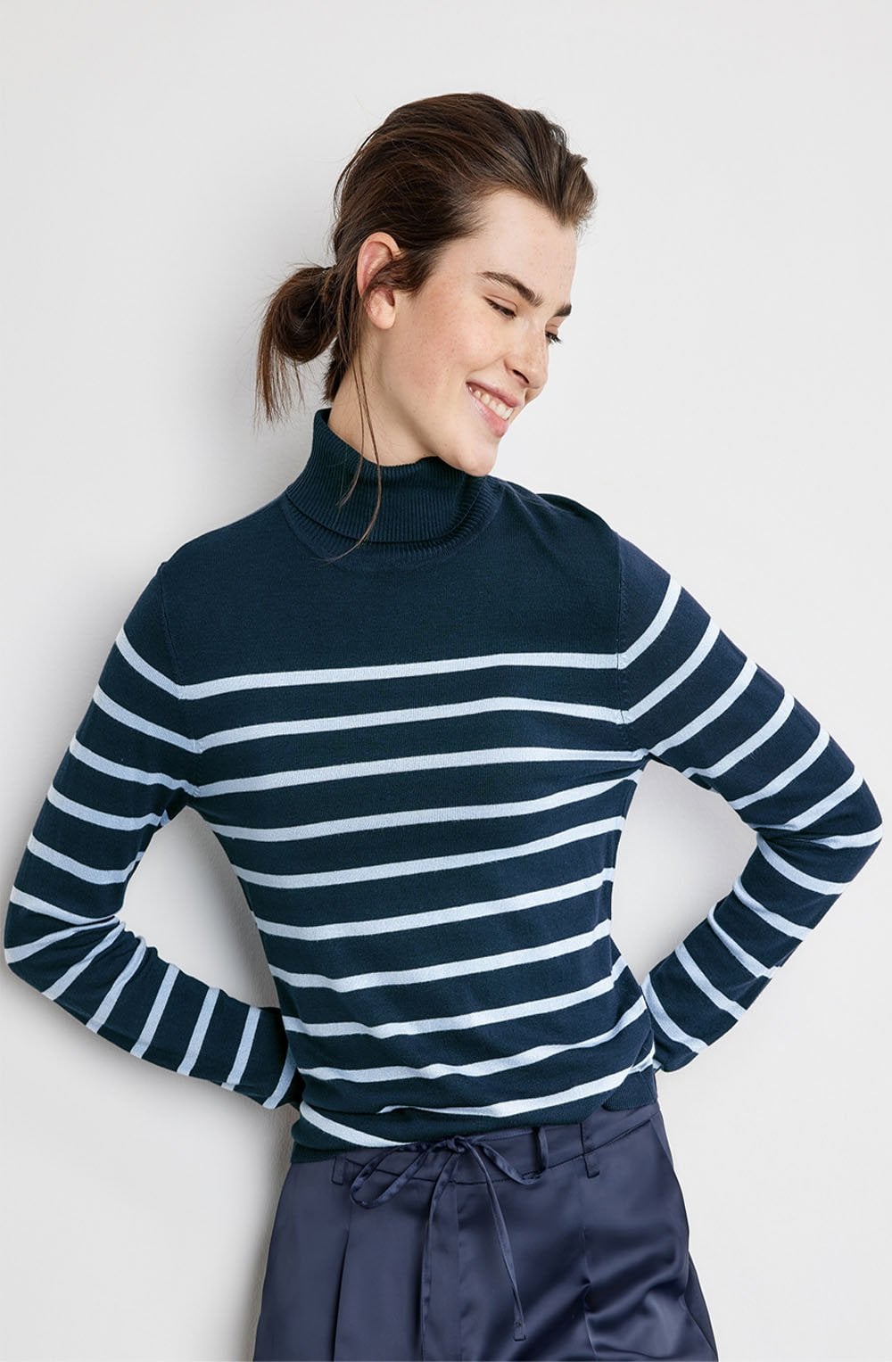 Smokey Topas & Navy Striped Jumper