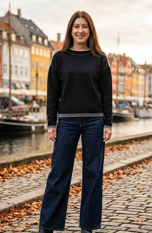 Monochrome Contrast Stitch Jumper