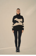 Black and Cream Pattern Jumper