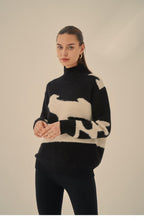 Black and Cream Pattern Jumper