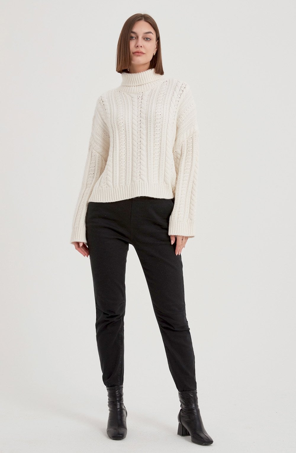 Ivory Chunky Cable Knit Oversized Jumper