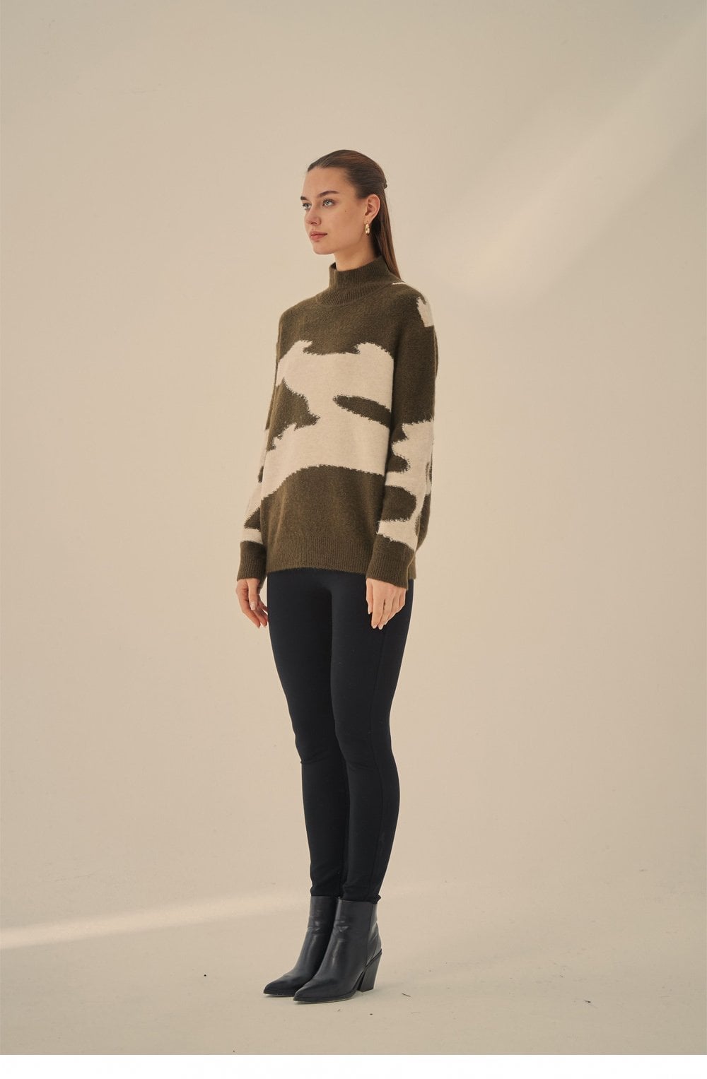 Khaki and Cream Pattern Jumper